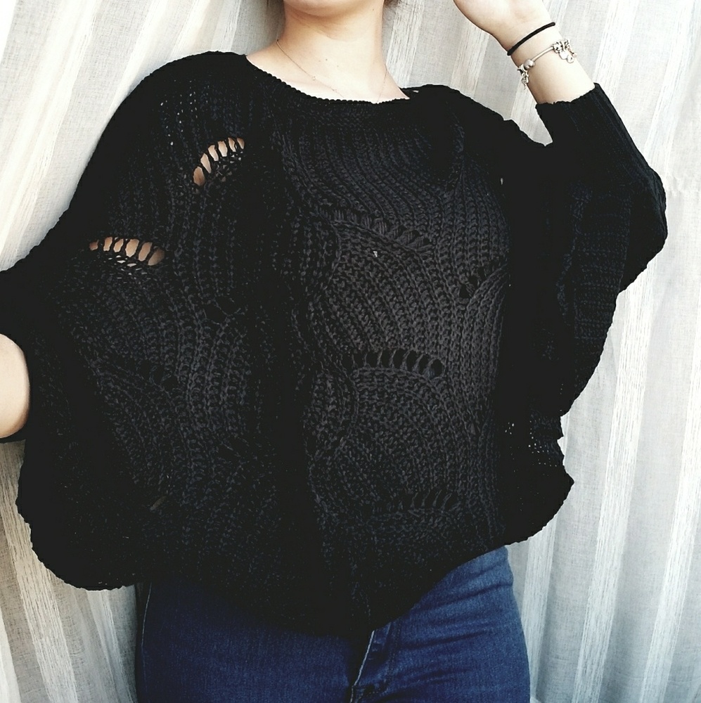 π₯FINAL SALEπ₯ | Sleeve Scalloped Sweater - Picture 5 of 8
